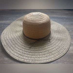 Beach hat